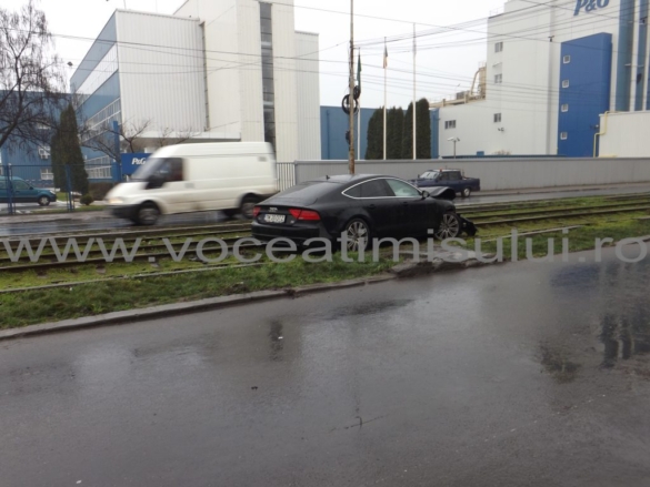 Şofer mut de beat cu maşina de împrumut a provocat un accident violent10 Şofer mut de beat cu maşina de împrumut a provocat un accident violent10