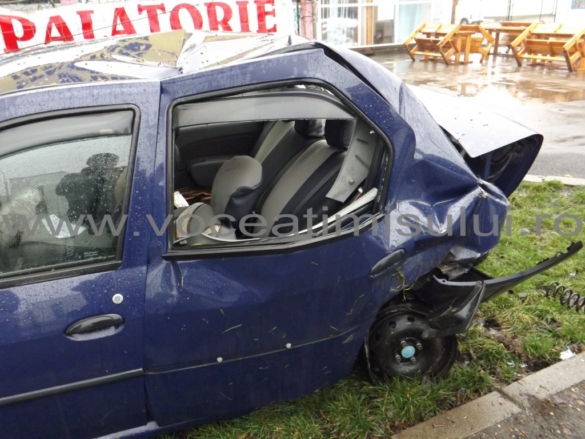 Şofer mut de beat cu maşina de împrumut a provocat un accident violent12 Şofer mut de beat cu maşina de împrumut a provocat un accident violent12