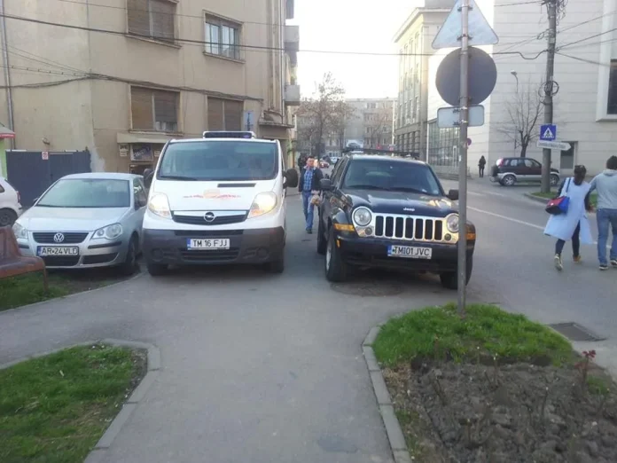 Nesimţiţii din traficul de pe la noi sau cazurile trei, doamne, şi toţi trei FOTO 1010130 670837749646202 963134255 n jpg