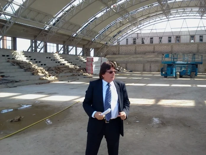 Insolventa Maratti s-ar putea trezi cu un proces pentru că nu a finalizat lucrările la Sala Polivalentă. Ce spune Robu 2014 03 20 14.00.24 jpg