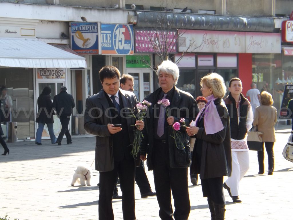 De 8 martie membrii PP DD au ieșit în Piața Operei22 De 8 martie membrii PP DD au ieșit în Piața Operei22