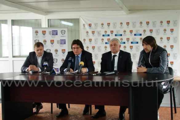 Robu: „Regret retrogradarea, dar facem tot posibilul să jucăm în alb-violet”. Vezi ce spune primarul despre Timofte şi Alexa