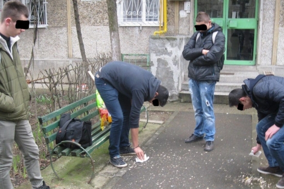 În sfârșit! Sămânțari, amendați de Poliția Locală