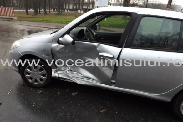 Şofer de 80 de ani rănit într-un accident rutier pe Calea Dorobanţilor FOTO+VIDEO