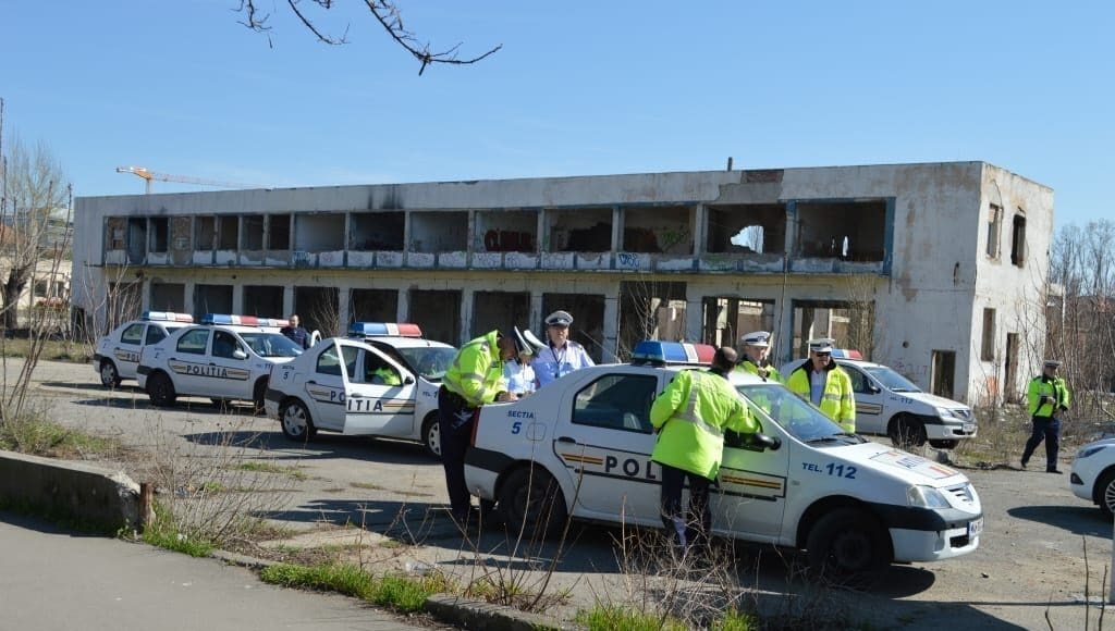 Şoferii-tupeişti-amendaţi-cu-curaj-de-poliţia-rutieră13