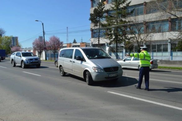 Şoferii tupeişti amendaţi cu curaj de poliţia rutieră52 jpg Şoferii tupeişti amendaţi cu curaj de poliţia rutieră52 jpg