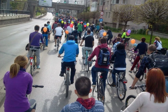 Timișorenii iubesc pedalatul. Peste 3000 de bicicliști au fost prezenți la Pedalarea de Primăvară FOTO