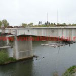 Timişenii-vor-finalizarea-reparaţiilor-podului-de-la-Albina09