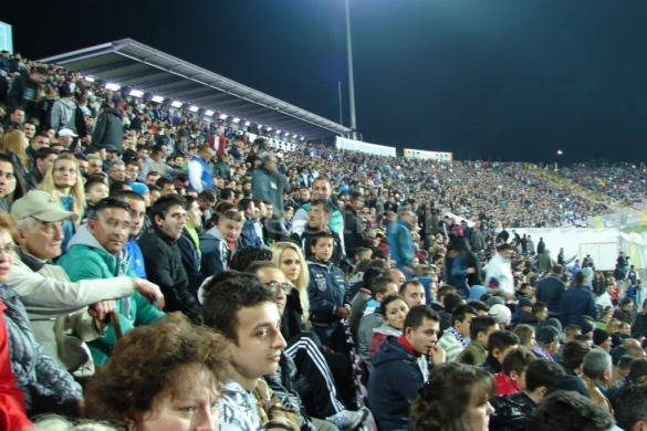 Robu ştie! Vezi numărul exact al spectatorilor care au intrat la Poli – Steaua, pe „Dan Păltinişanu” şi ce crede primarul despre meci