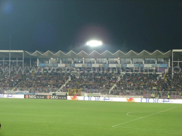 poli steaua 3 jpg