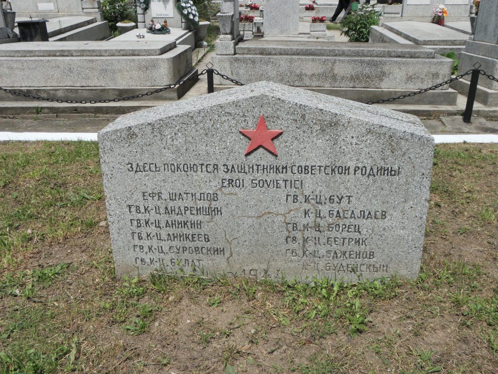 4 Monumentul ostasilor sovietici 1 4 Monumentul ostasilor sovietici 1