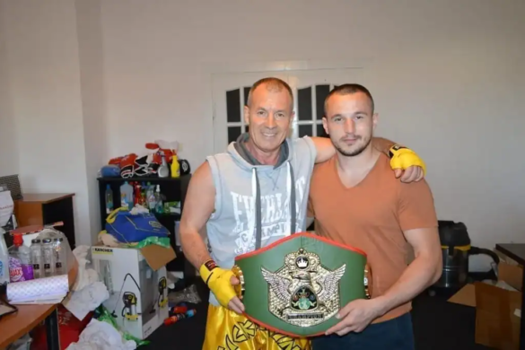 Timişoara se mândreşte cu primul Campion European la kickbox. Daniel Corbeanu a câştigat centura SPF EXCLUSIV FOTO+VIDEO