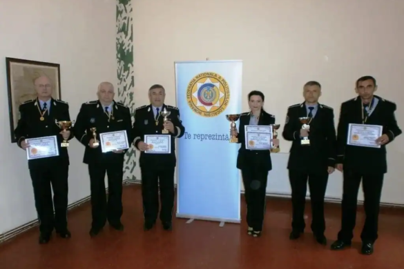 Poliţiştii locali din Timişoara, campioni naţionali la tir şi la şah chiar de „ziua” lor. Mâine e Ziua Porţilor deschise!