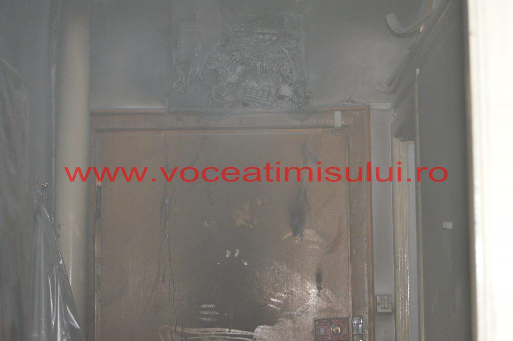 INCENDIU într un salon de coafură15 INCENDIU într un salon de coafură15