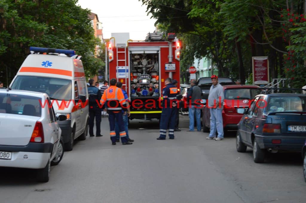 INCENDIU într un salon de coafură26 INCENDIU într un salon de coafură26