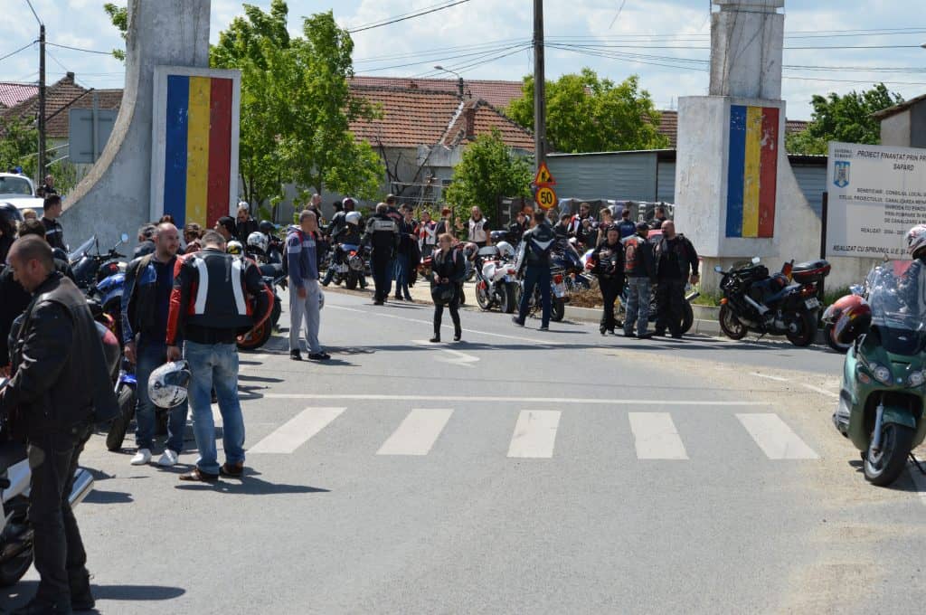 Motocicliştii Timişoarei au deschis sezonul moto 201433 Motocicliştii Timişoarei au deschis sezonul moto 201433