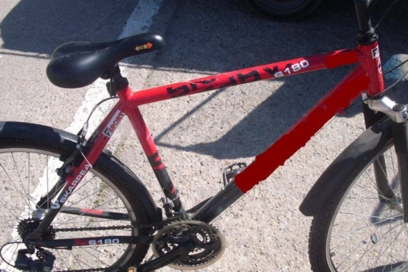 Dosar penal pentru furtul unei biciclete din fața unui magazin, la Ciacova. Vezi CUM a fost FURATĂ