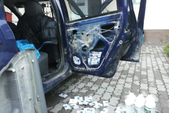 Țigări de contrabandă, depistate de polițiștii din Sânmihaiu Român, în mașina unui bărbat din Cenei