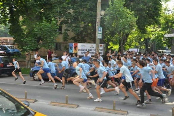 Crosul Tineretului 2014 are loc miercuri. Premiile sunt atractive!
