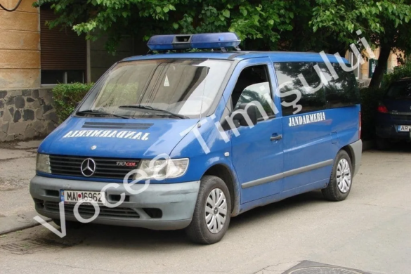 Mergi la „Serbările Timişoreana”? Jandarmii au „grijă” de cei care merg să mănânce mici şi să bea bere!