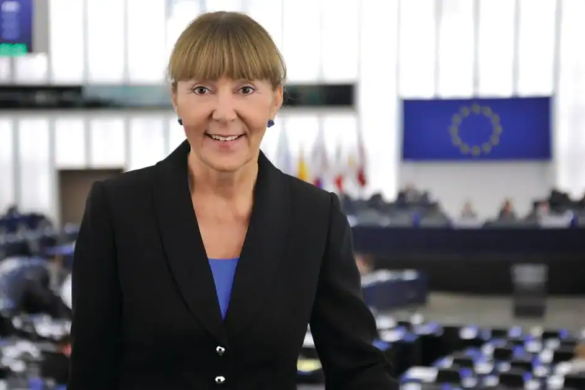 Monica Macovei: PSD se vrea partidul unic care stăpânește tot (P)