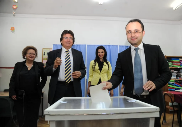 votare Nicolae Robu Cristian Busoi 07 jpg