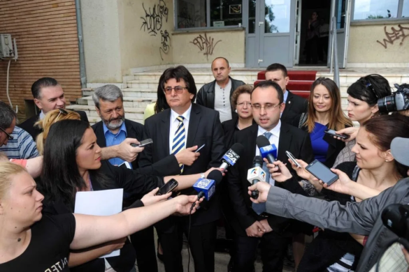 Nicolae Robu, al treilea „job”: „om de campanie” al lui Buşoi, în cursa pentru şefia PNL. Cum îl laudă