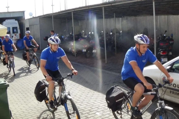 Polițiștii pe biciclete patrulează astăzi în cartierele Mehala și Aradului