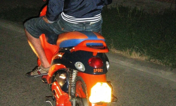 moped2 jpg moped2 jpg