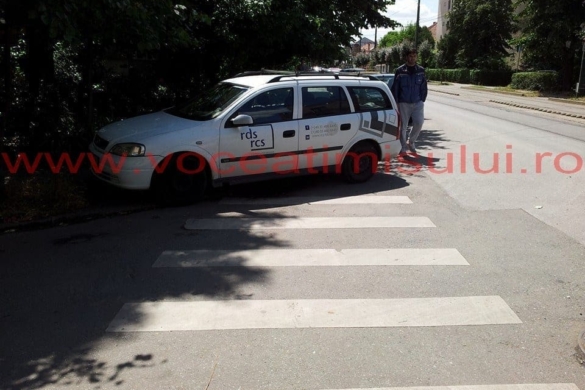 Nesimțiții traficului de pe la noi. Nesimțiți cu clienții, nesimțiți la volan FOTO