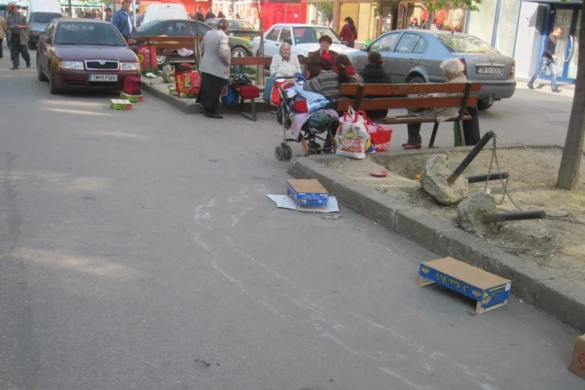 Când confunzi trotuarele şi aleile cu piaţa, poliţiştii locali te sancţionează! Se întâmplă la Timişoara