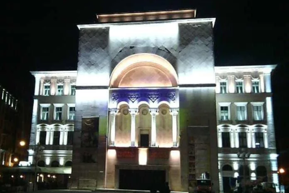 Încă un sondaj ”marca” Robu. Subiectul: iluminarea artistică a Operei Române din Timișoara