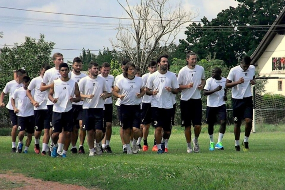 Una caldă, alta rece din Ungaria: Poli joacă un amical cu o echipă de Europa League, dar Popovici s-a ”rupt”