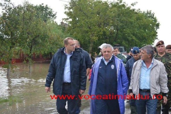 Pompierii de la ISU Banat au primul bilanț al zilei! Nu sunt VICTIME! FOTO