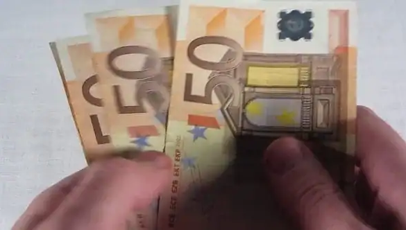 Bani FALȘI la o casă de schimb valutar din Timișoara. Jandarmii și polițiștii au intrat ”pe fir”