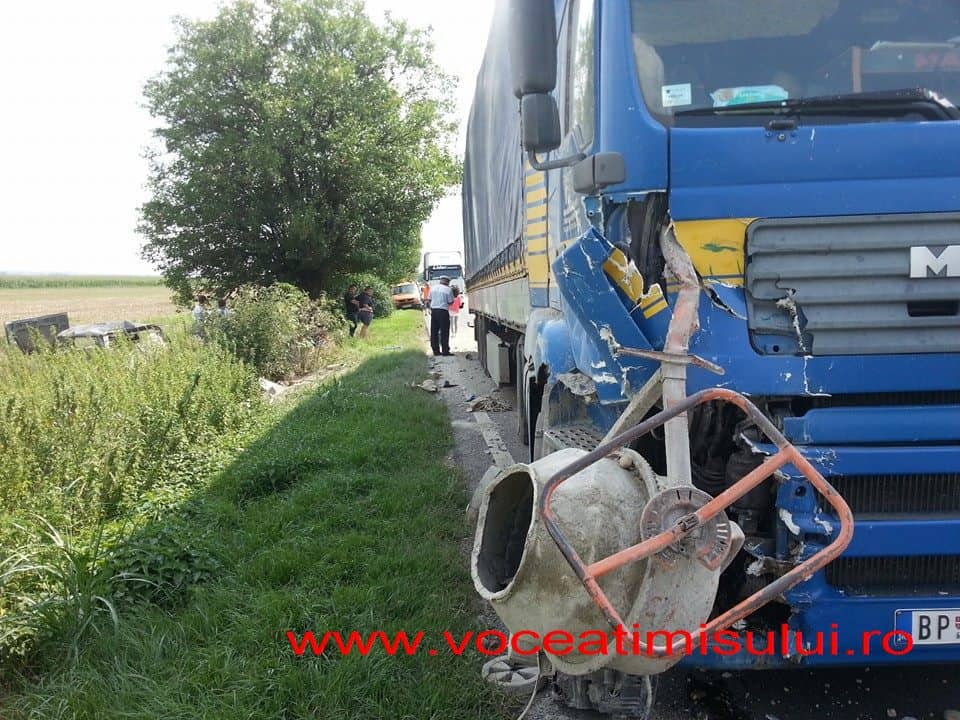 accident dn 69 dacia papuc tir 6 accident dn 69 dacia papuc tir 6