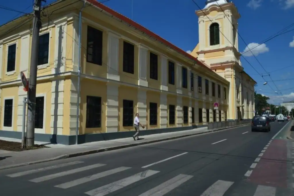 Clădirea celui mai vechi spital din România, Clinica de Oftalmologie din Timișoara, a fost renovată… la exterior FOTO