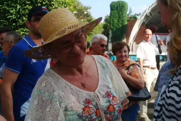 Maria Grapini face apel la timișoreni să susțină ”lupta împotriva răului” plimbându-se prin Parcul Rozelor FOTO