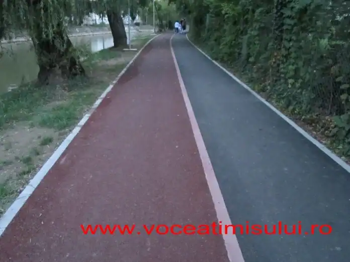 Piste de biciclete, amenajate pe sub Podurile Dacilor și Șaguna, la Timişoara!