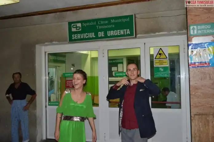 Un sârb ”aburit” și prietena sa, beată CRIȚĂ, au făcut spectacol în fața polițiștilor rutieri, la Timișoara FOTO/VIDEO