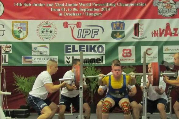 Timișoreanul Sorin Cazacu a câștigat Cupa României la haltere. Fiul său Alexandru, medaliat la mondialul din Ungaria