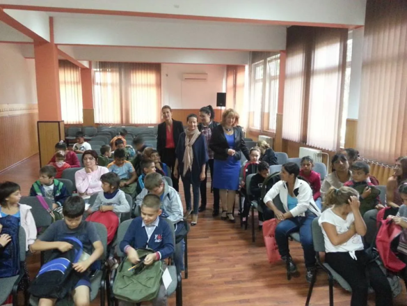 ghiozdane8 jpg ghiozdane8 jpg