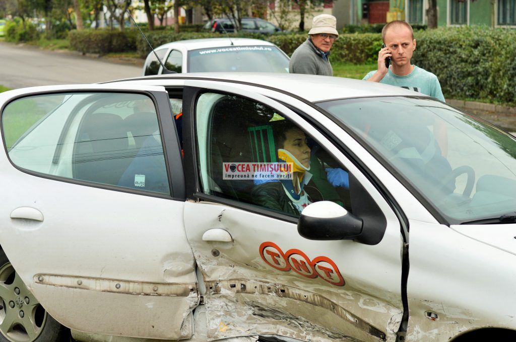 ACCIDENT cu victimă ÎNCARCERATĂ la Timișoara.004 ACCIDENT cu victimă ÎNCARCERATĂ la Timișoara.004