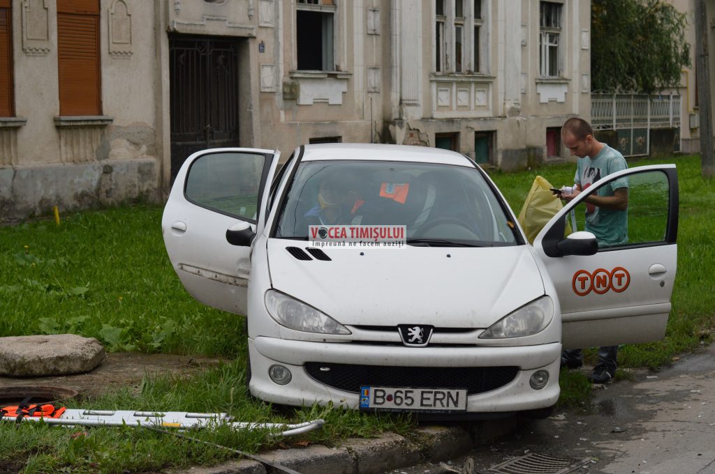 ACCIDENT cu victimă ÎNCARCERATĂ la Timișoara.008 ACCIDENT cu victimă ÎNCARCERATĂ la Timișoara.008