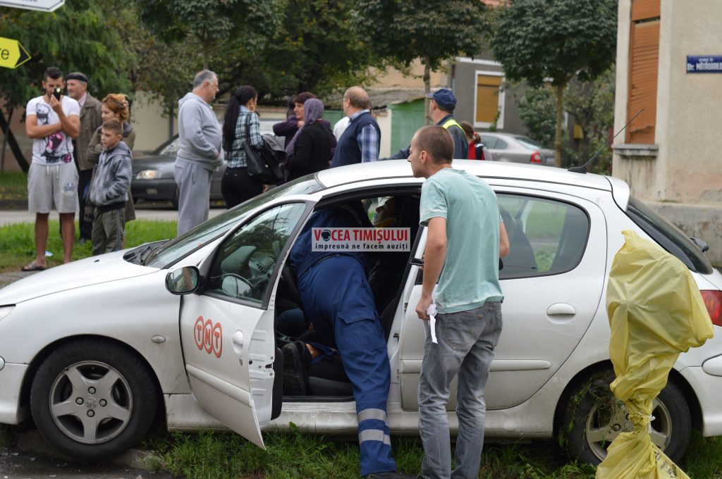 ACCIDENT cu victimă ÎNCARCERATĂ la Timișoara.019 ACCIDENT cu victimă ÎNCARCERATĂ la Timișoara.019