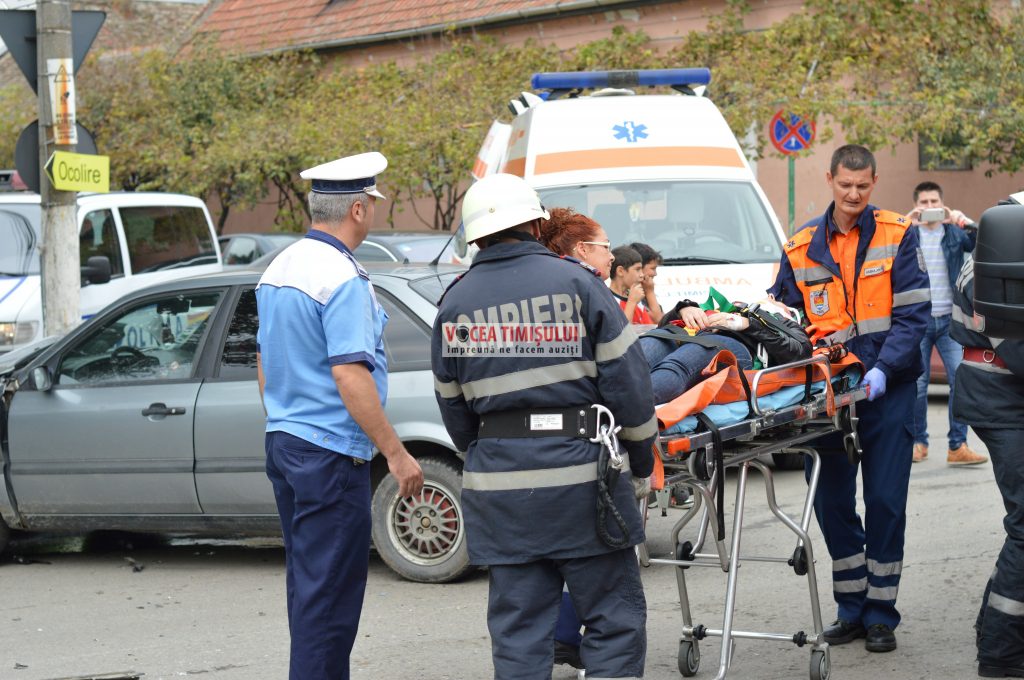 ACCIDENT cu victimă ÎNCARCERATĂ la Timișoara.098 ACCIDENT cu victimă ÎNCARCERATĂ la Timișoara.098