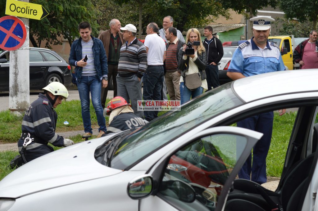 ACCIDENT cu victimă ÎNCARCERATĂ la Timișoara.128 ACCIDENT cu victimă ÎNCARCERATĂ la Timișoara.128
