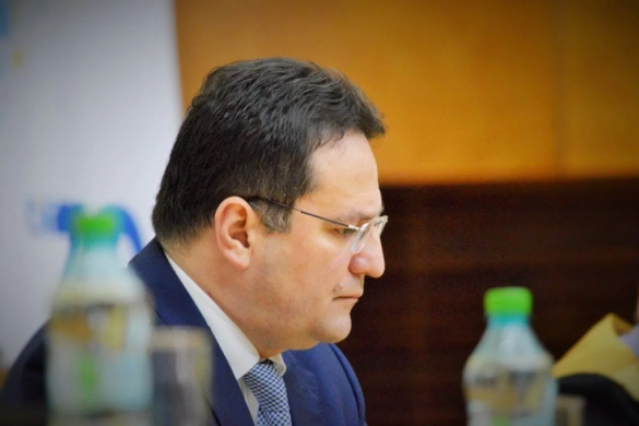 George Maior, șeful SRI, a primit titlul Doctor Honoris Causa din partea UVT. De ce a spus: ”Îmi voi prezenta demisia”