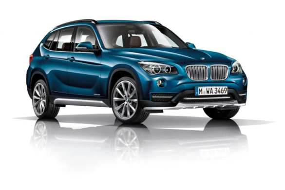 BMW aproape nou, FURAT din Italia, descoperit de polițiștii de frontieră la Cenad