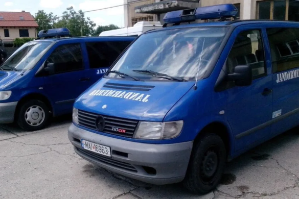 Tânăr depistat fără permis la Timișoara, într-o mașină cu numere expirate